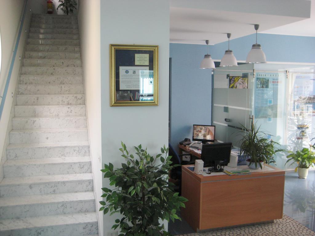 Rock Garden Bed and Breakfast Γκαέτα Εξωτερικό φωτογραφία
