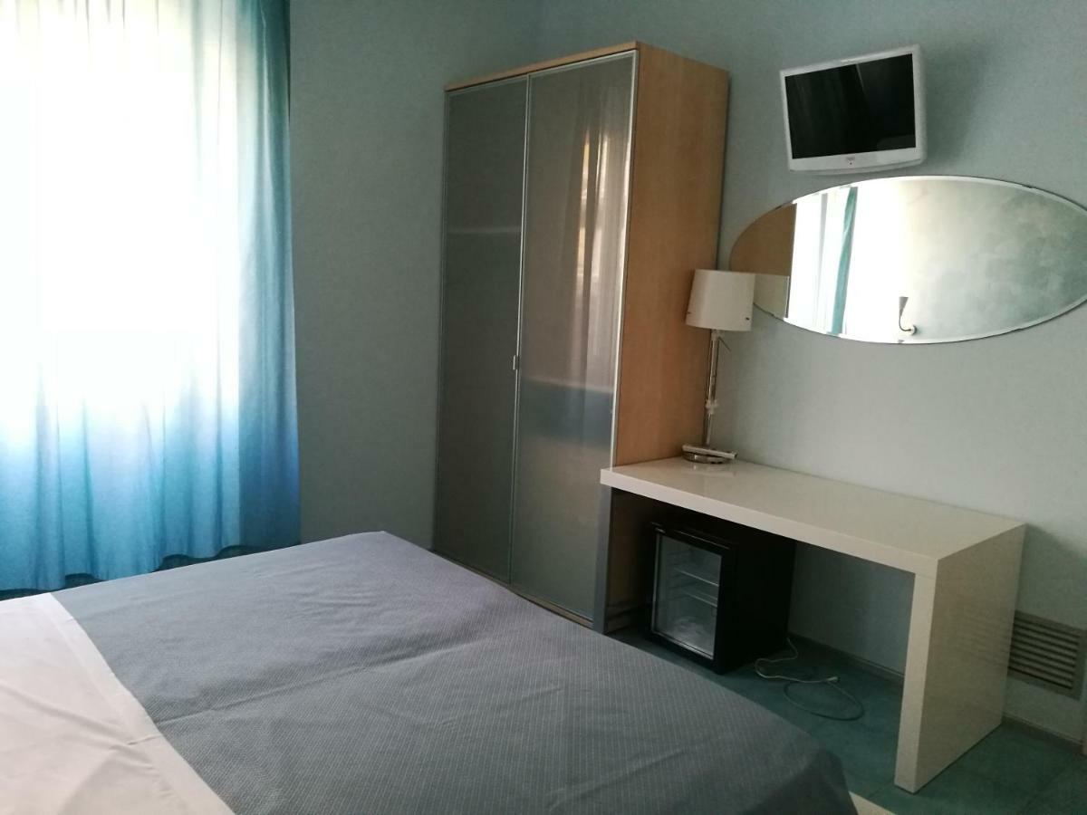 Rock Garden Bed and Breakfast Γκαέτα Εξωτερικό φωτογραφία